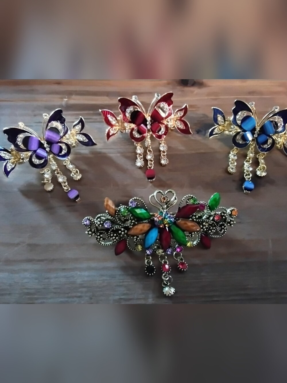 Multicolor Butterfly Brooch Set - Elegant Womenโs Jewelry